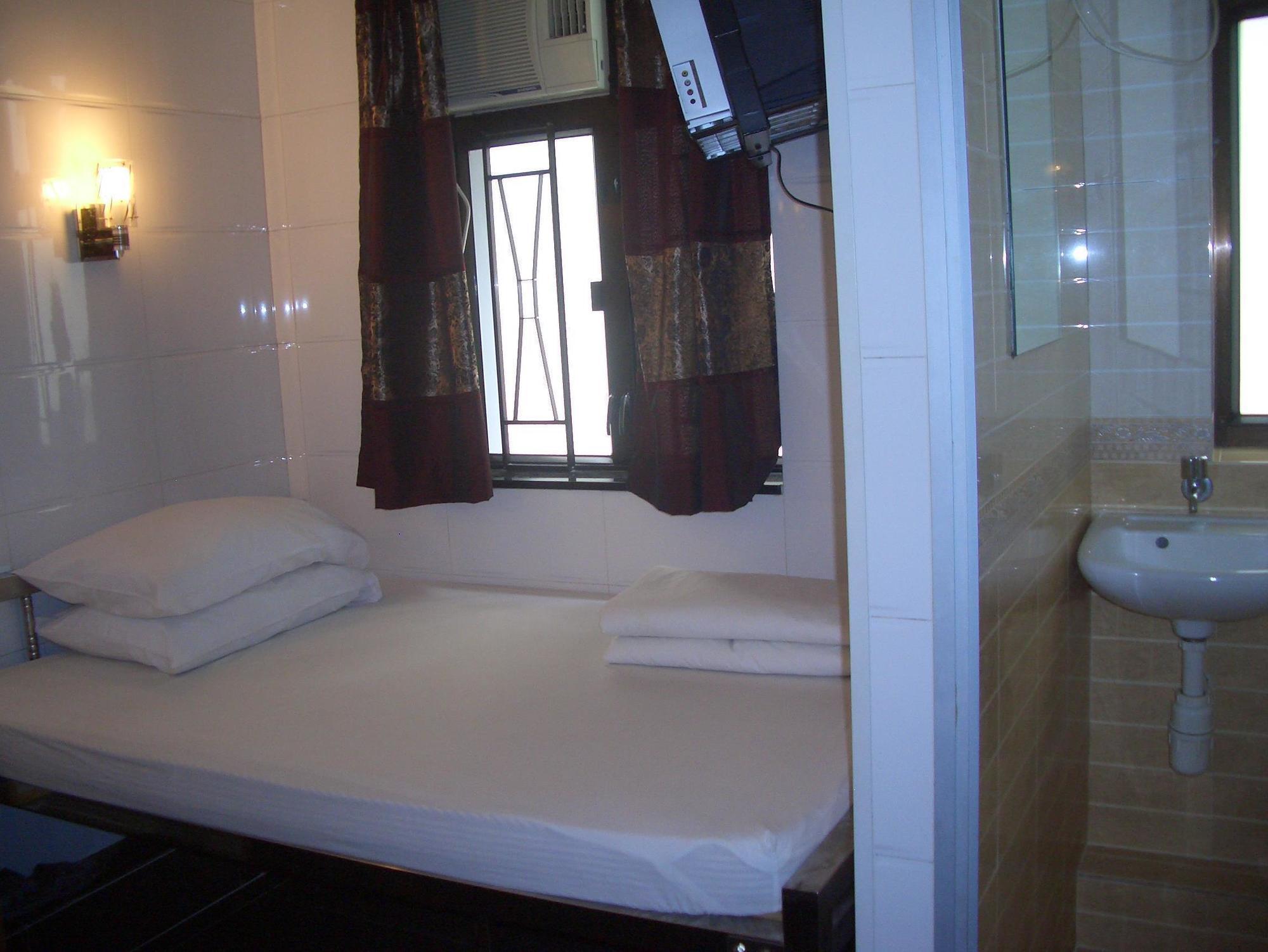 Maple Leaf Guest House Hong Kong Ngoại thất bức ảnh